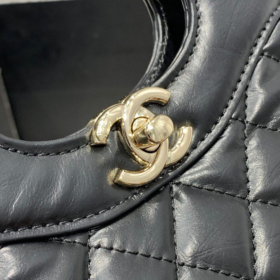 CHANEL 31 MINI SHOPPING BAG