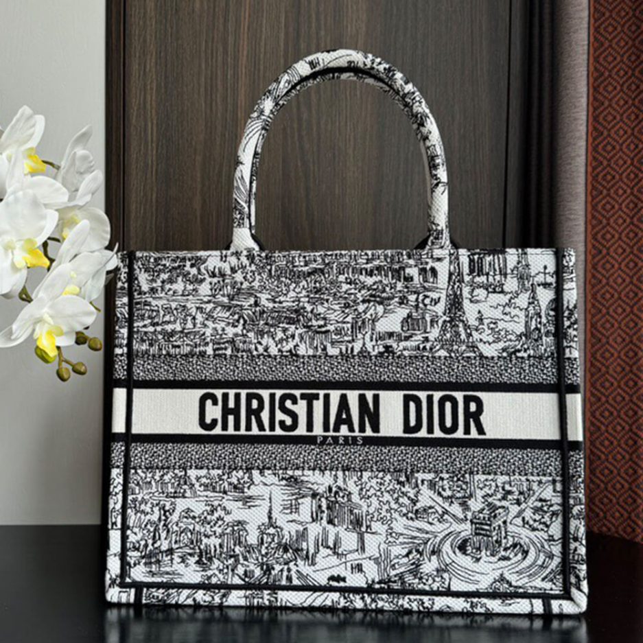Medium Dior Book Tote