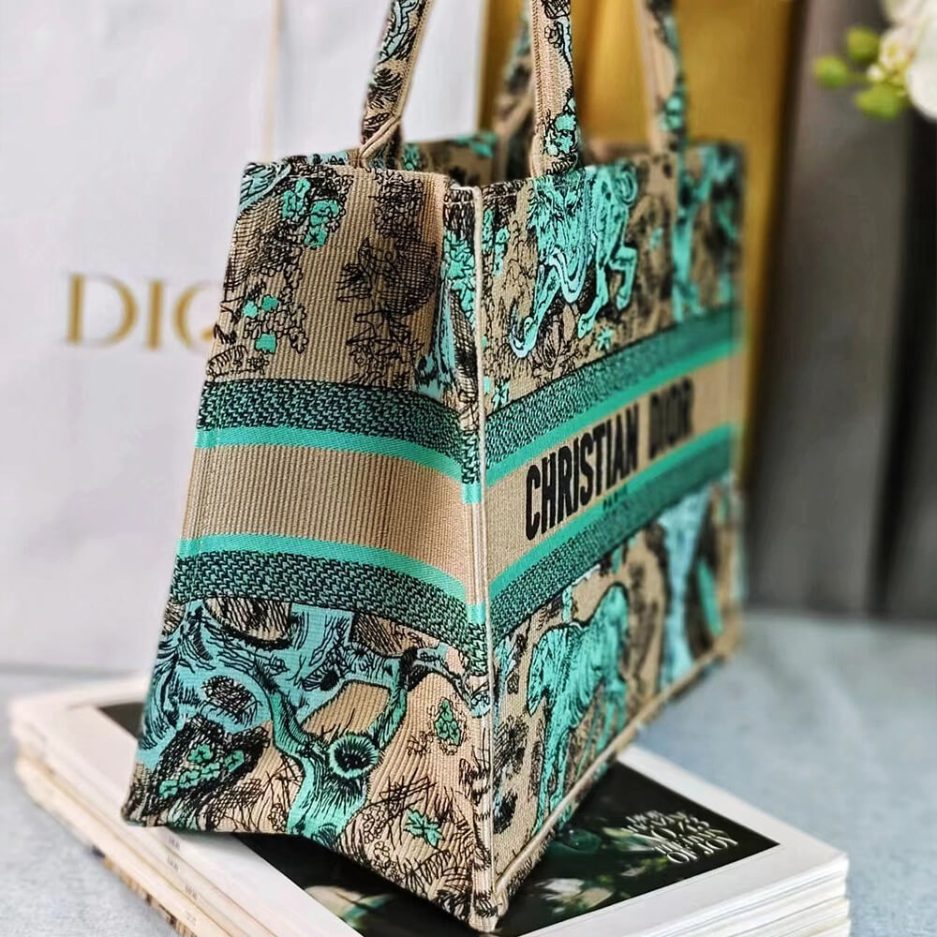 Medium Dior Book Tote