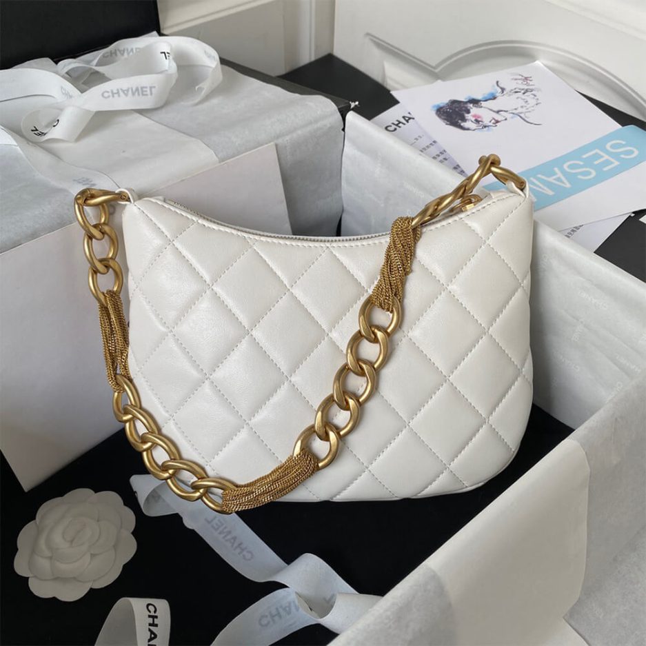 CHANEL HOBO HANDBAG