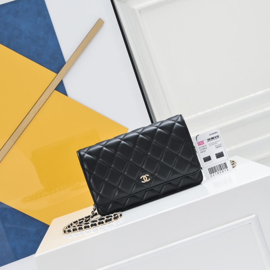 Chanel classic chain wallet