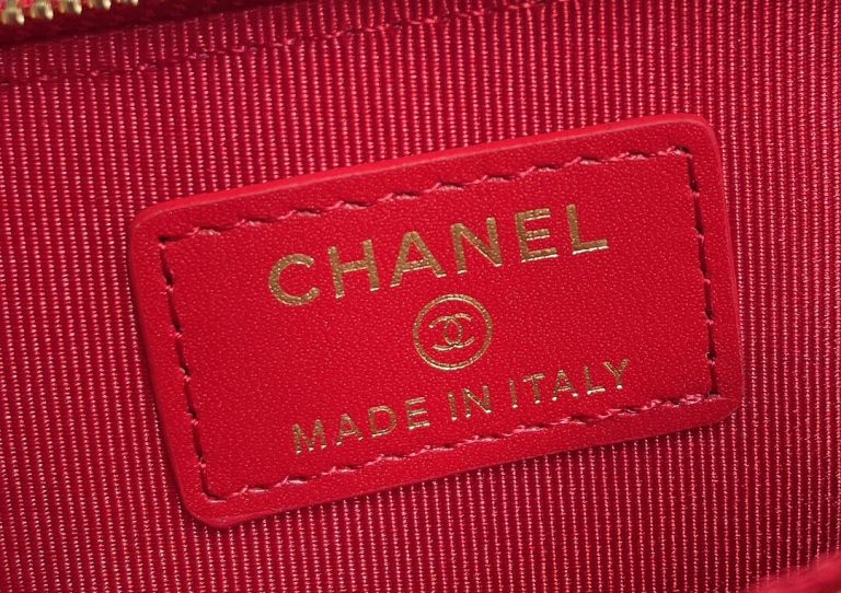 CHANEL 19 Zipper Coin Wallet