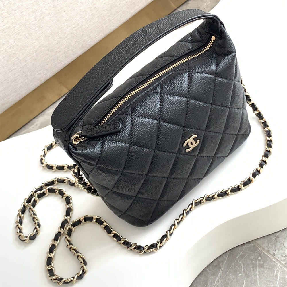 CHANEL 25C hobo bag