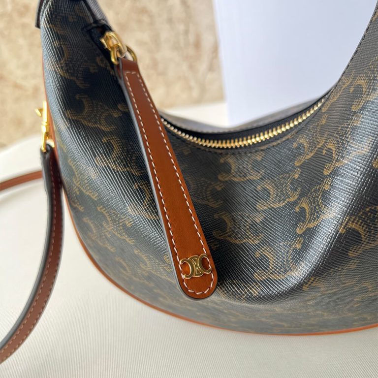 Teen Celine Lulu IN TRIOMPHE CANVAS AND CALFSKIN