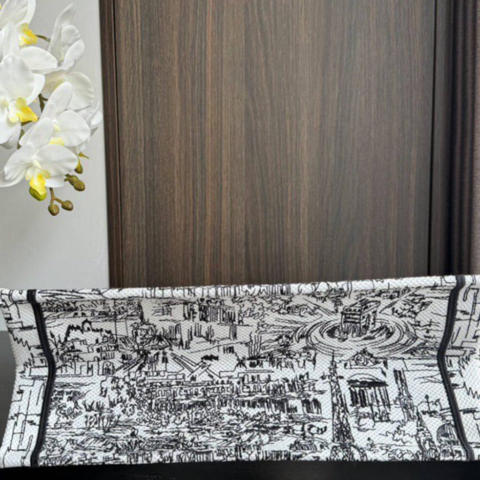 Medium Dior Book Tote