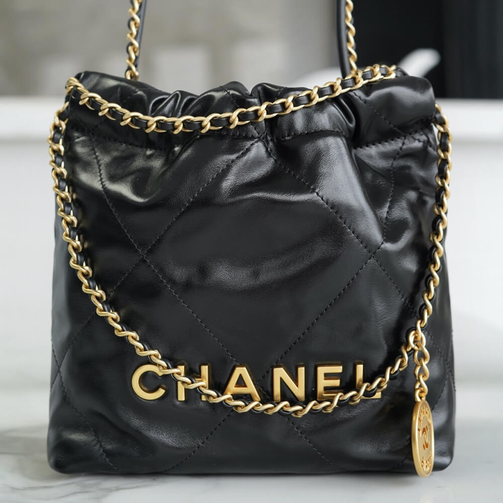CHANEL 22 MINI HANDBAG