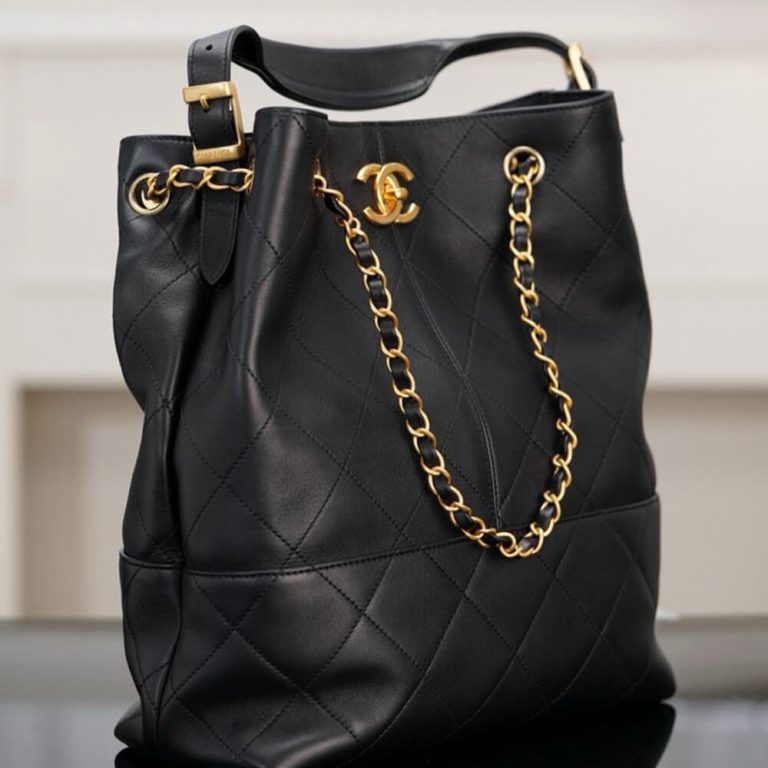 CHANEL Shopping Bag(high-end grade)