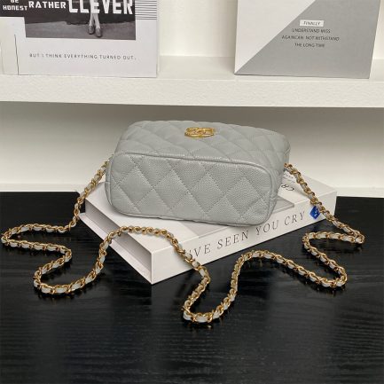 CHANEL Classic Hobo with Chain(High-end Grade)