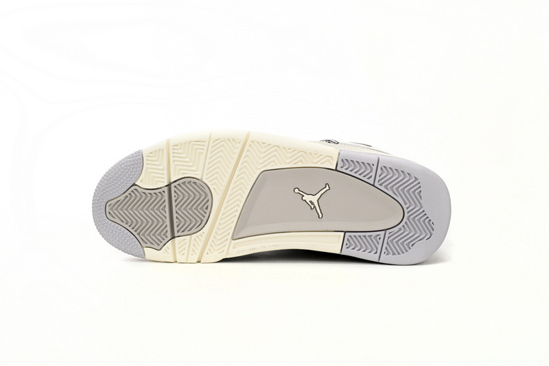 Air Jordan 4 WMNS Frozen Moments AQ9129-001