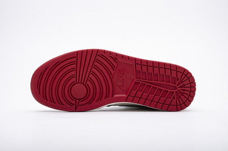 Air Jordan 1 Retro High Bred Toe 555088-610