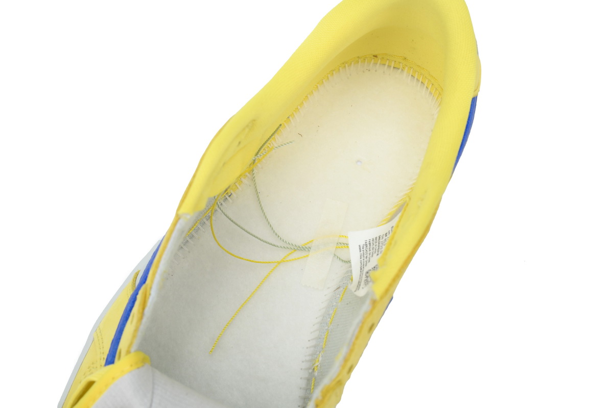 Air Jordan 1 Retro Low OG SP Travis Scott Canary DZ4137-700