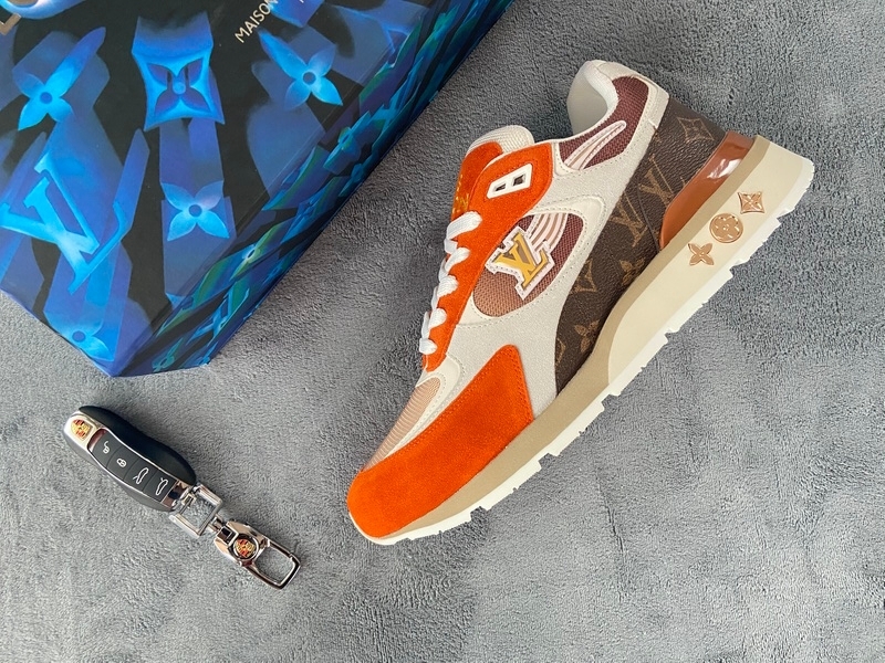 LOUIS VUITTON Run Away EBENE