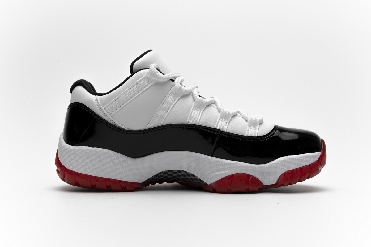 Air Jordan 11 Retro Low Concord Bred AV2187-160