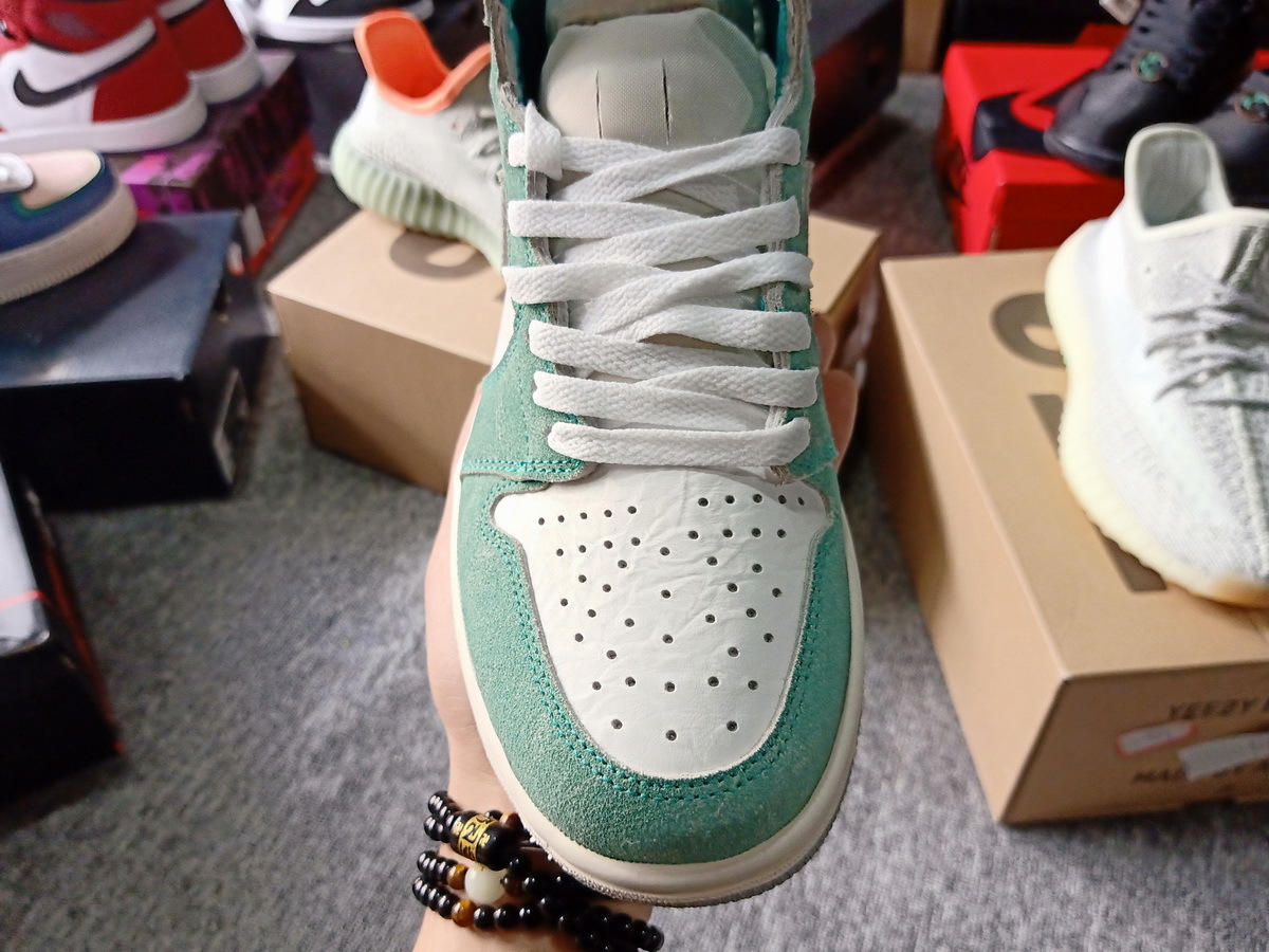 LJR Batch Air Jordan 1 Retro High Turbo Green 555088-311