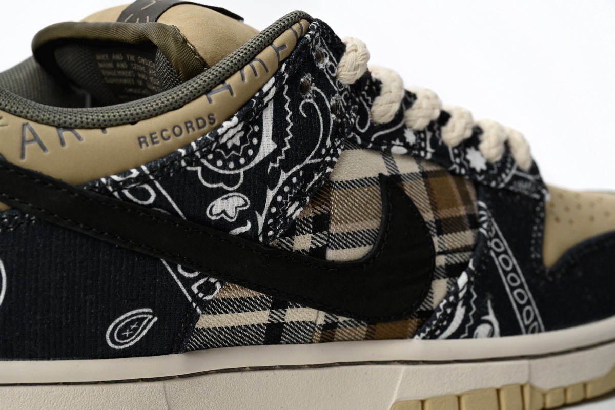 Nike SB Dunk Low Travis Scott CT5053-001