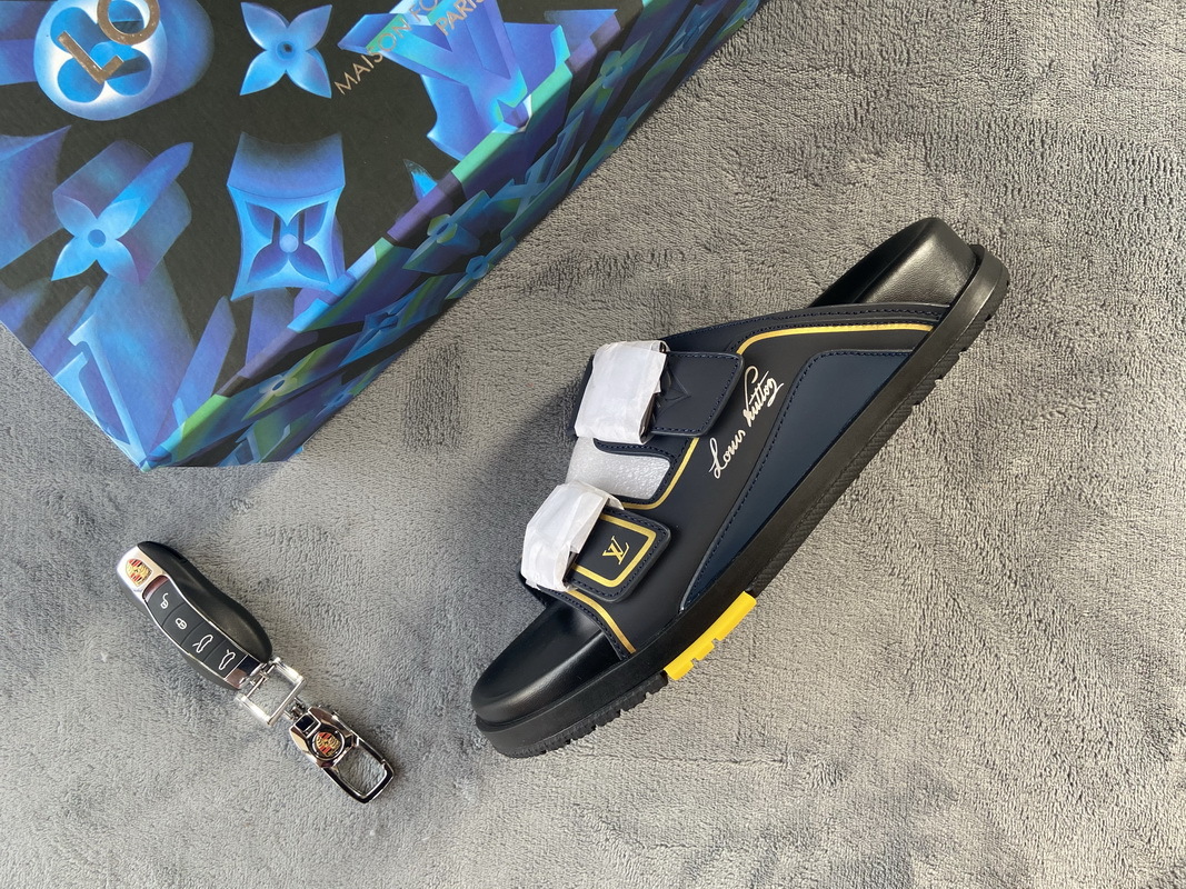 LOUIS VUITTON Trainer Black Yellow