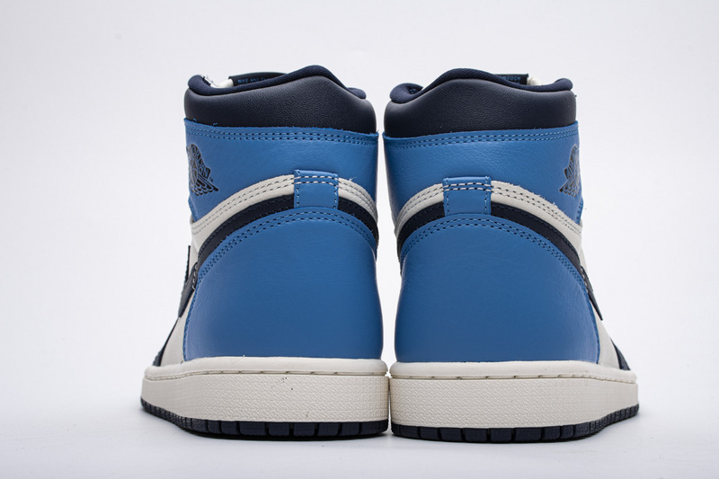 Air Jordan 1 Retro High Obsidian UNC 555088-140