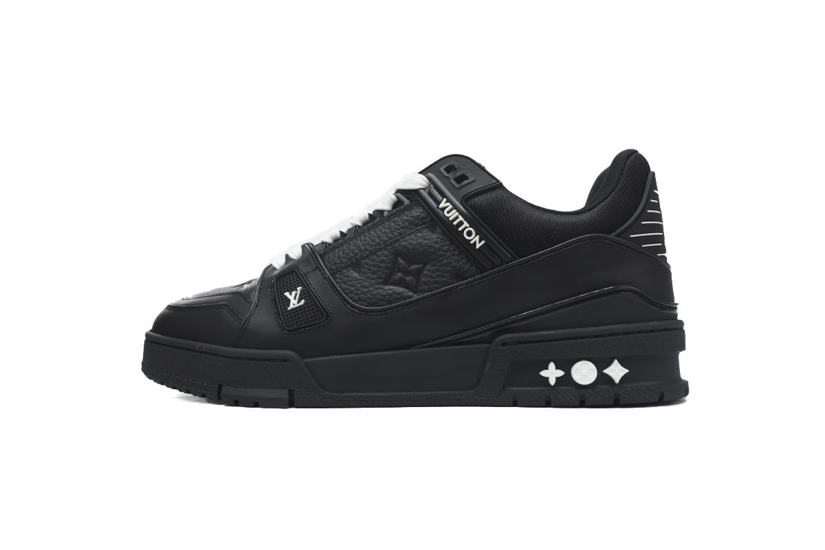 LOUIS VUITTON Trainer All Black Embossing 1AARER