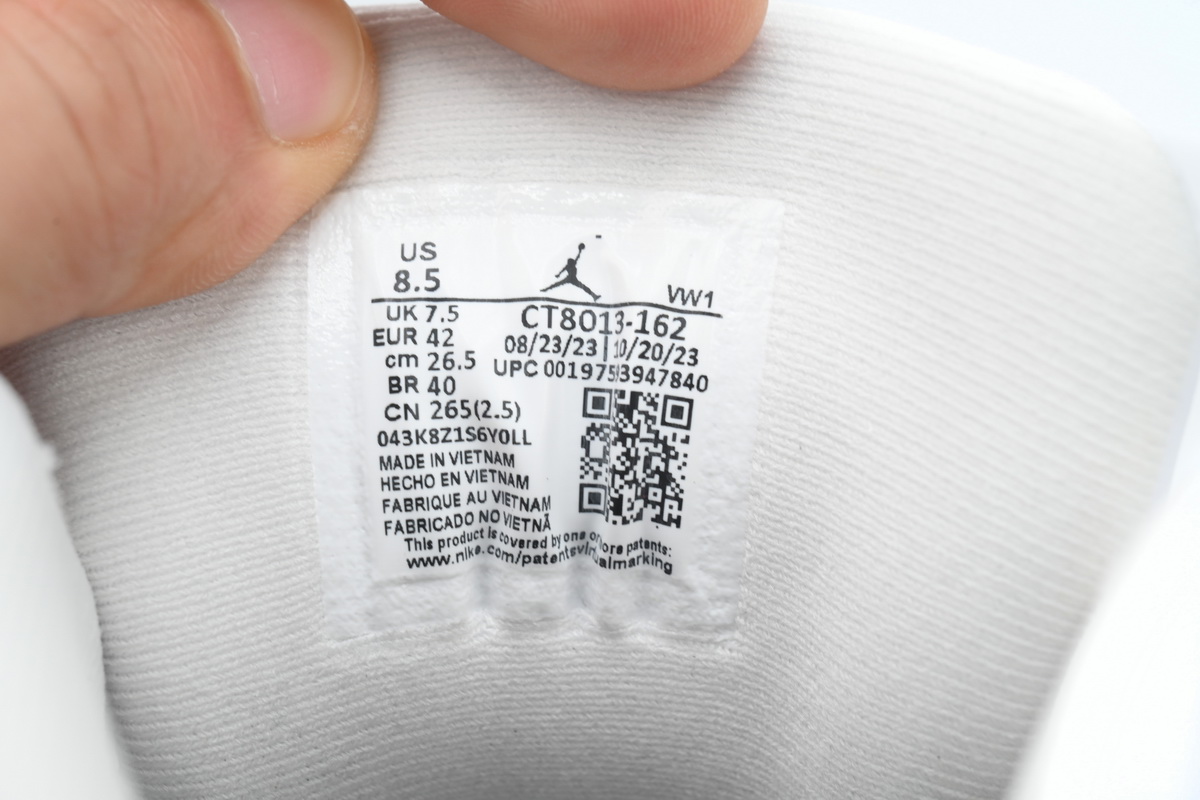 Air Jordan 12 Red Taxi CT8013-162