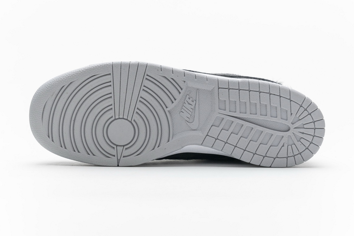 Nike SB Dunk Low Medicom Toy (2020) CZ5127-001