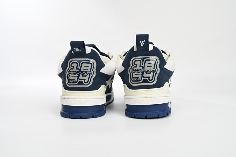 LOUIS VUITTON Leather lace up Fashionable Board Shoes Blue 51BCOLRB