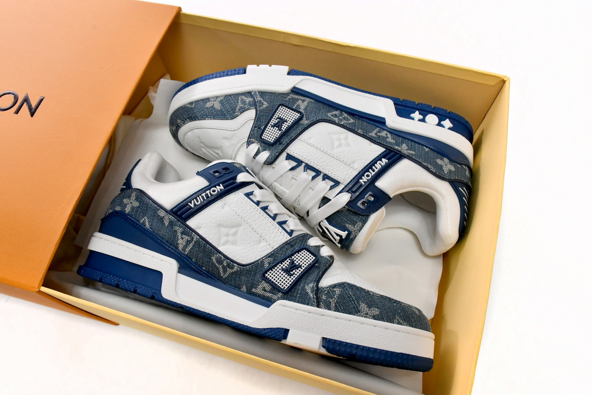 LOUIS VUITTON Trainer Cowboy Blue FD0291