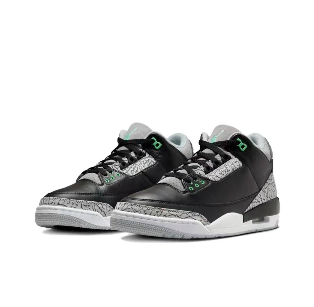 Air Jordan 3 Retro Green Glow CT8523-031