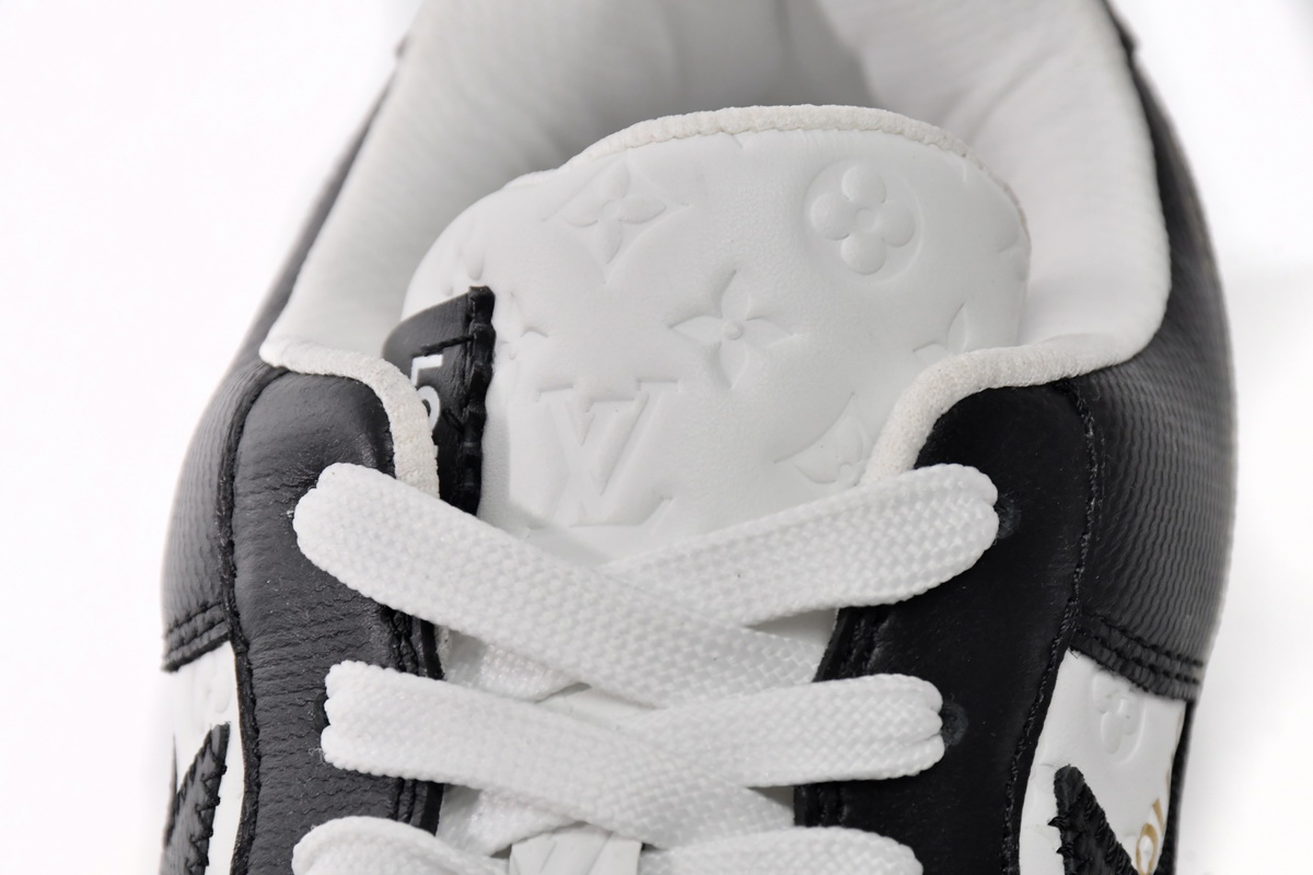 LOUIS VUITTON x Nike Air Force 1 Black White 7108-8