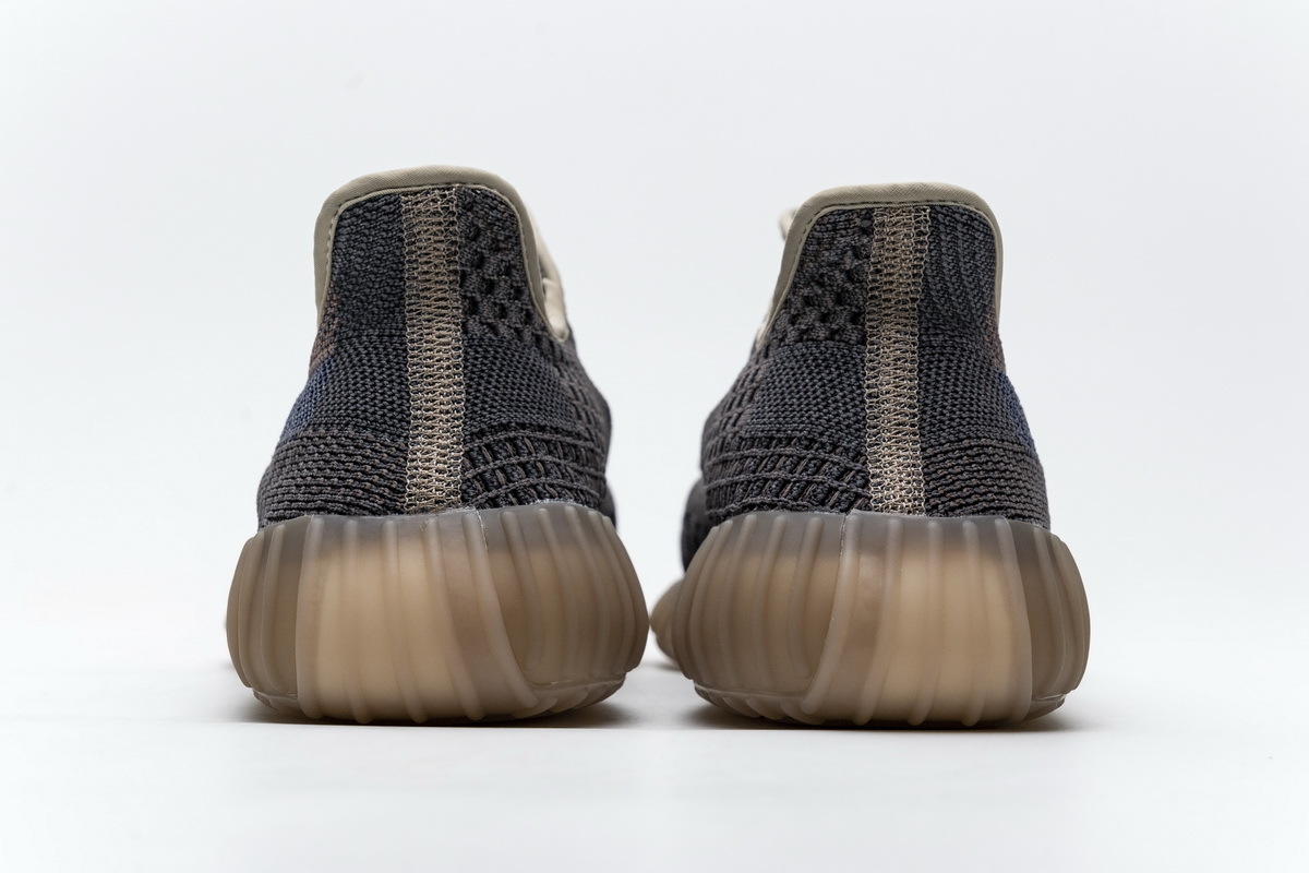 adidas Yeezy Boost 350 V2 Fade H02795
