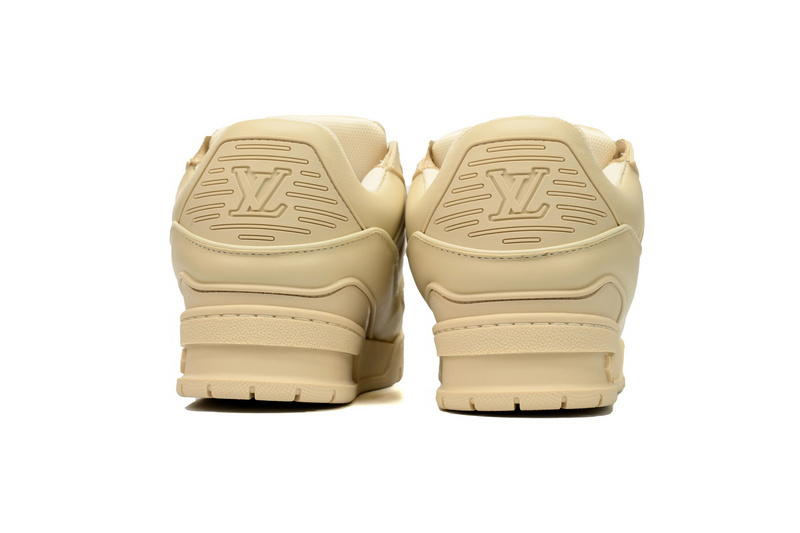 LOUIS VUITTON Trainer Beige