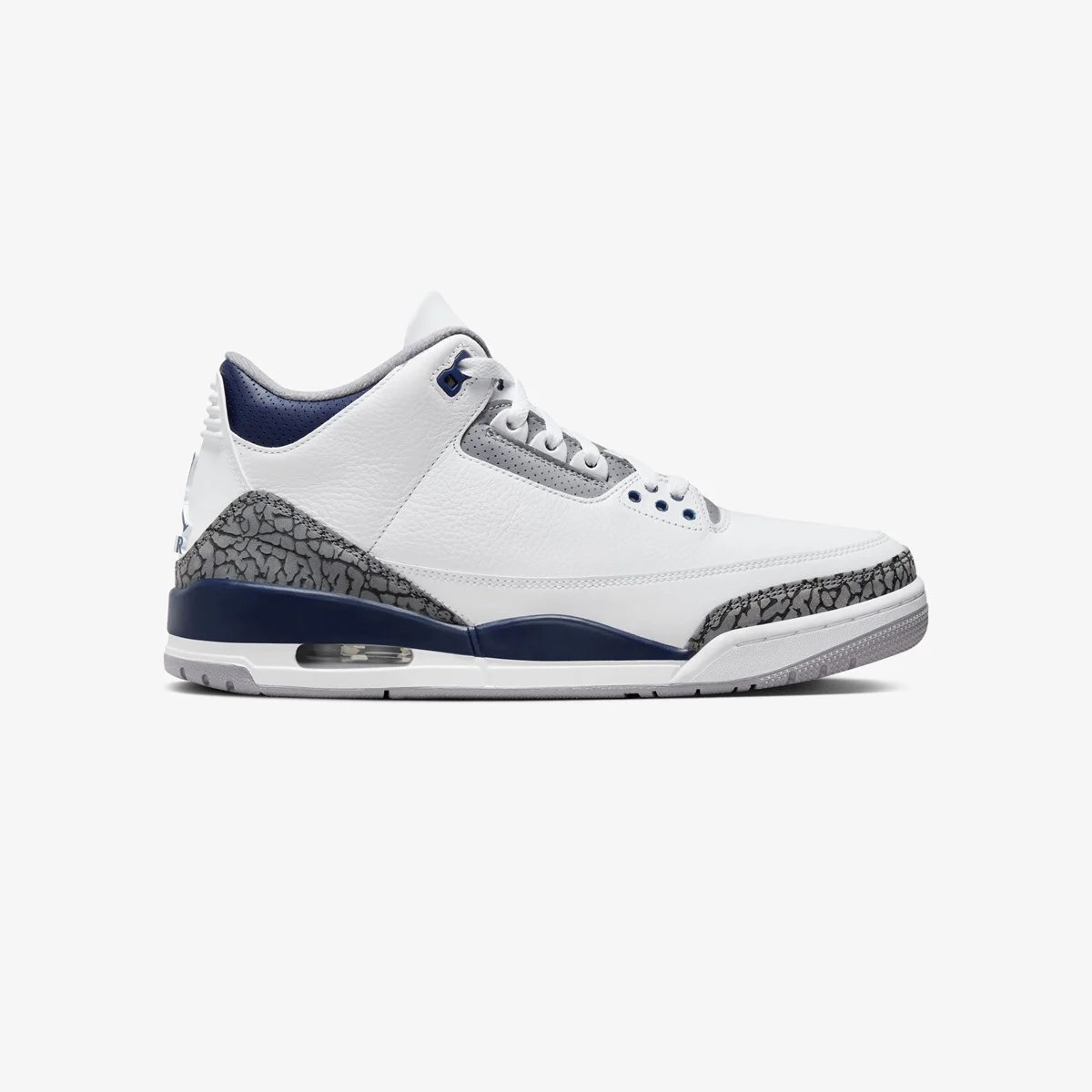 Air Jordan 3 Retro Midnight Navy CT8532-140