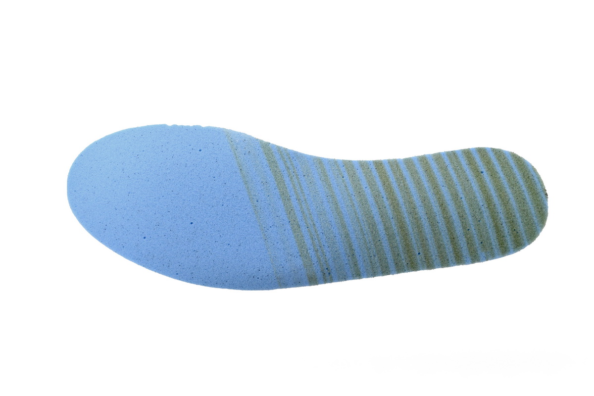 Air Jordan 12 Cherry CT8013-116