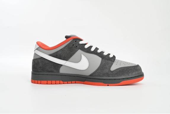 Dunk Low Staple NYC Pigeon 304292-011
