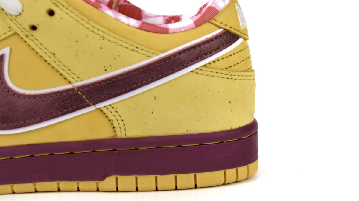 Nike SB Dunk Low Yellow Lobster 313170-137566