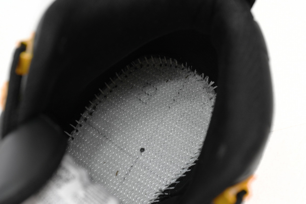 Air Jordan 12 Black Taxi CT8013-071