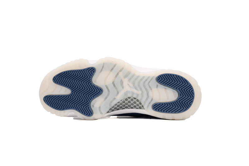 Air Jordan 11 Low 