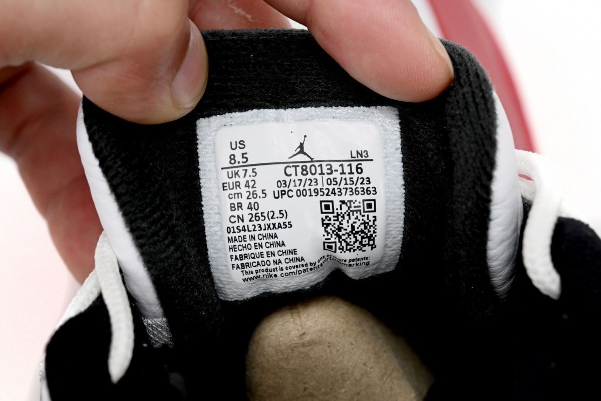 Air Jordan 12 Cherry CT8013-116