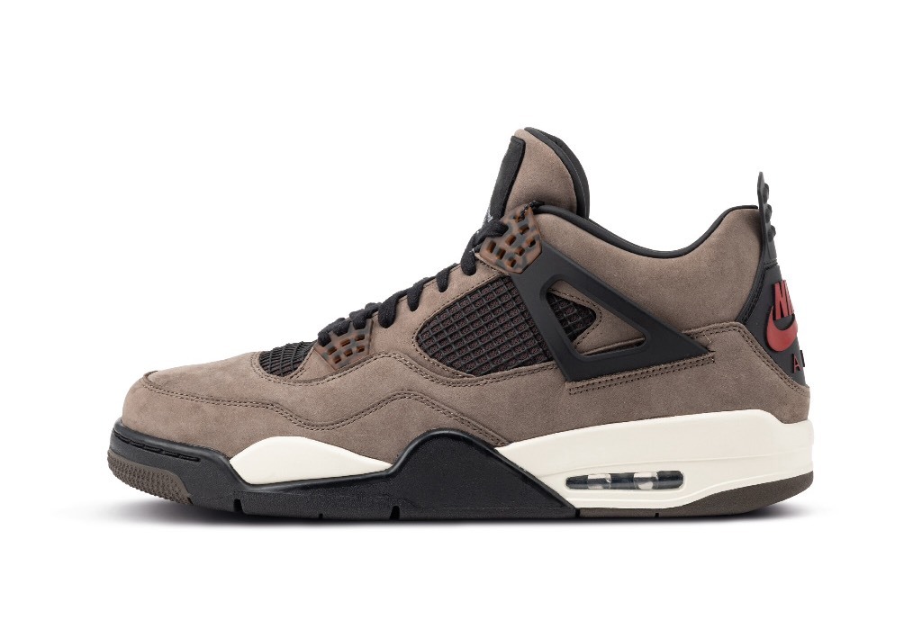 Travis Scott x Air Jordan 4 Dark Mocha