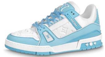 LOUIS VUITTON Trainer Light Blue