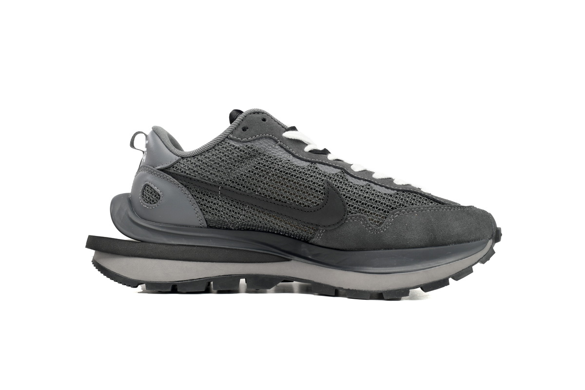 Sacai x Nike VaporWaffle Sesame Black And White Grid CV1363-105