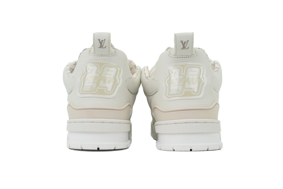 LOUIS VUITTON all white