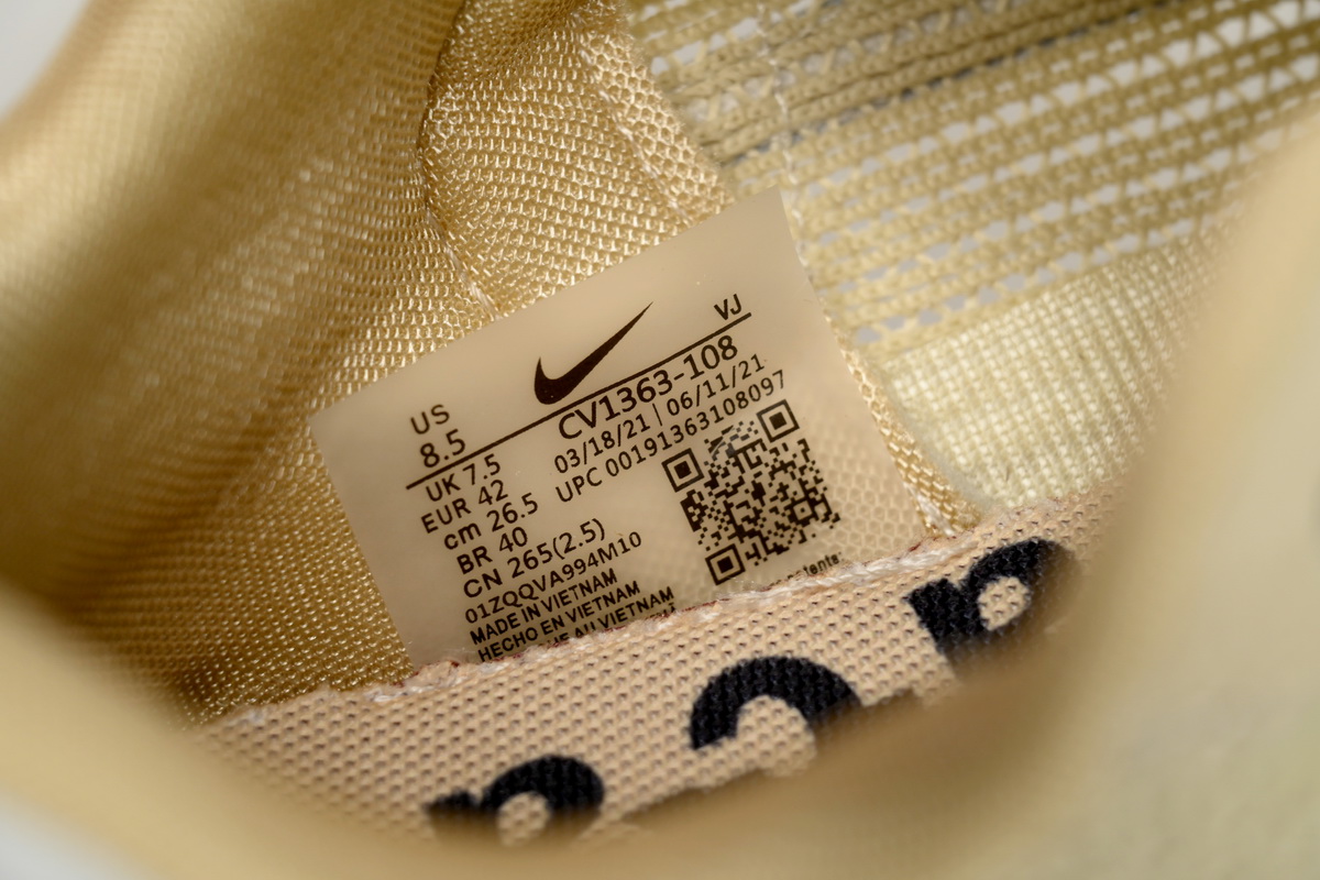 Sacai x VaporWaffle “Tour Yellow ” CV1363-108