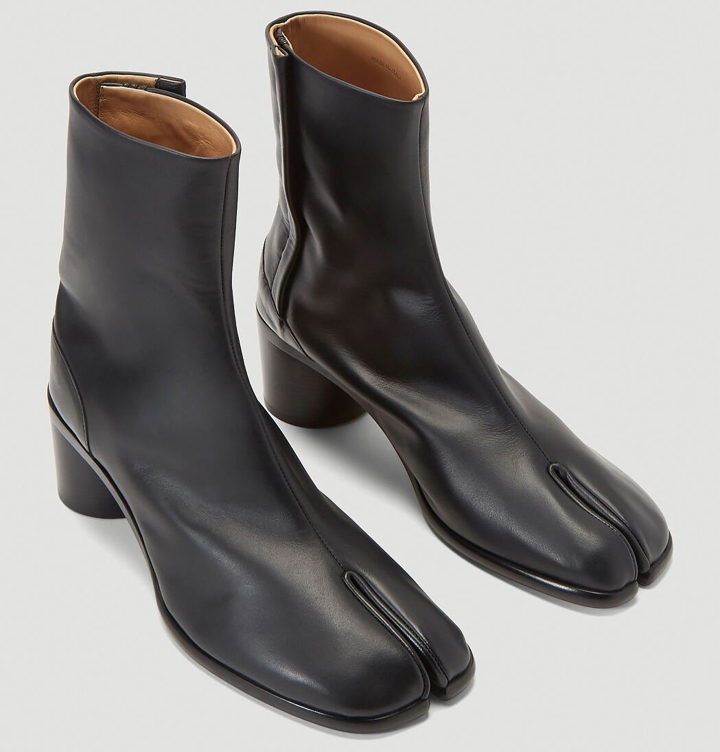 Maison Margiela Tabi Boots in Black