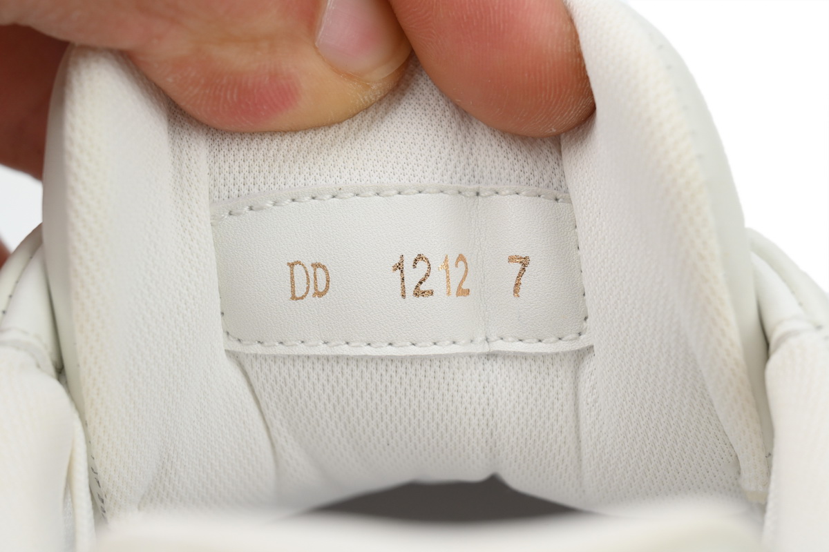 Yayoi Kusama x Louis Vuitton Trainer White