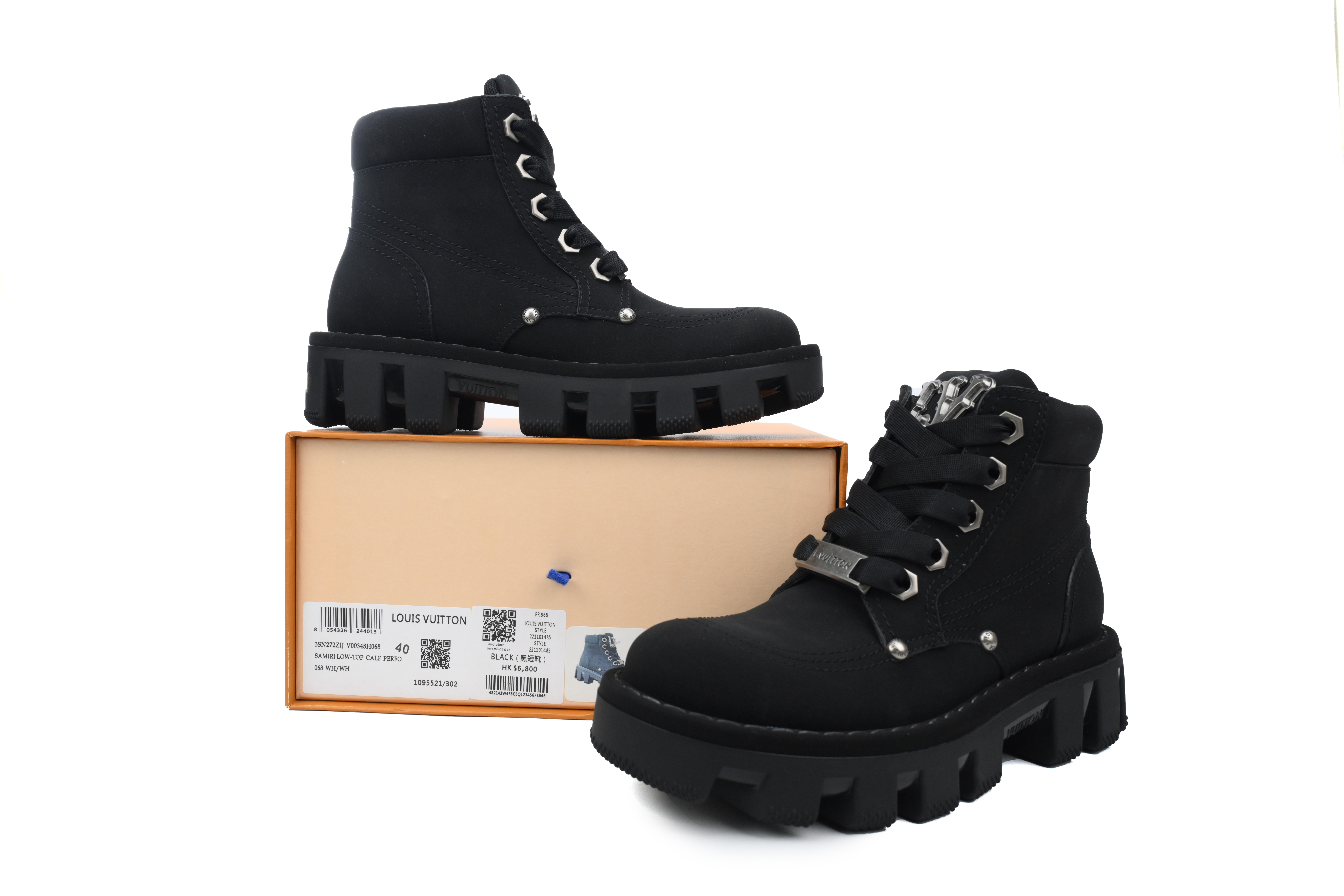 LOUIS VUITTON Martin boots Black pk02