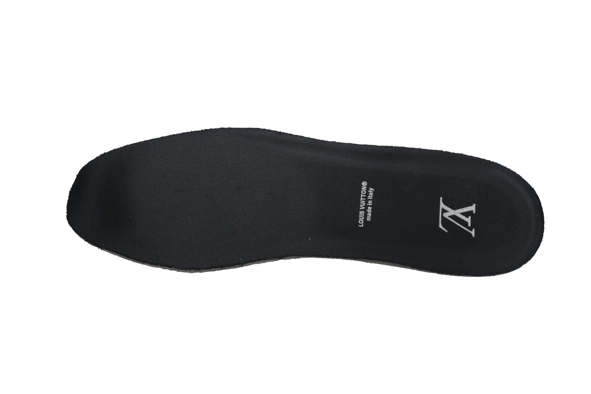 LOUIS VUITTON Trainer Black