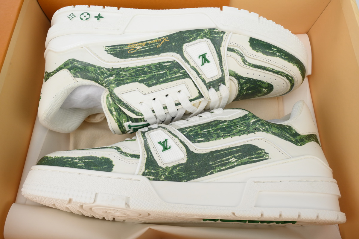 Louis Vuitton Trainer Green