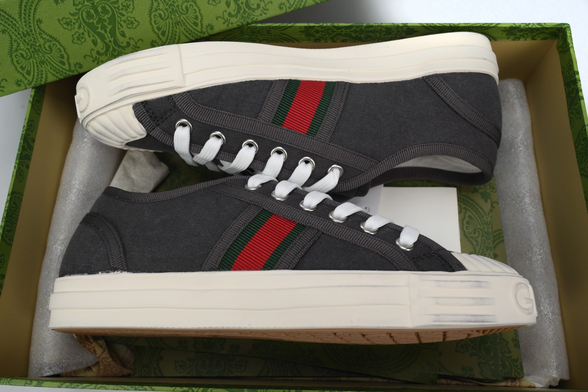 Gucci canvas shoes shell Black