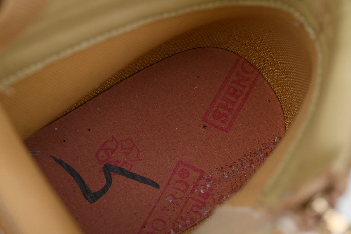 LOUIS VUITTON Martin boots Brown