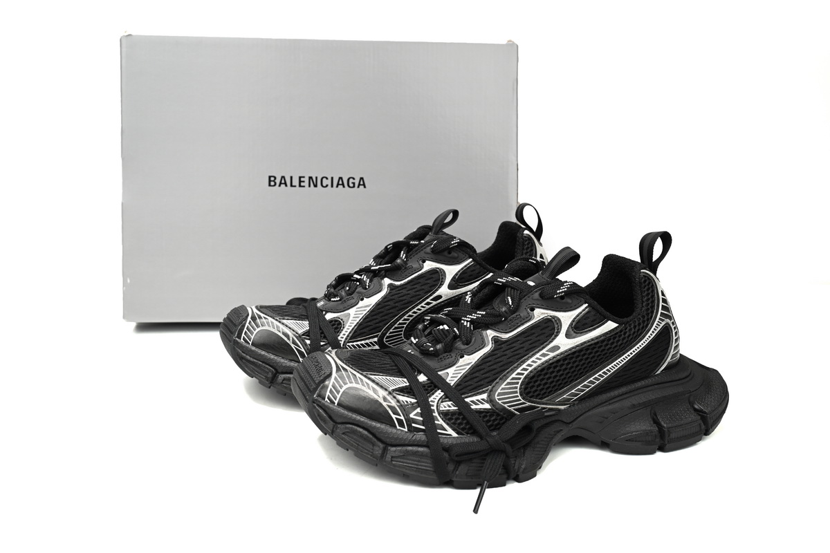 Balenciaga Black And White 542228 W2RB8 1090